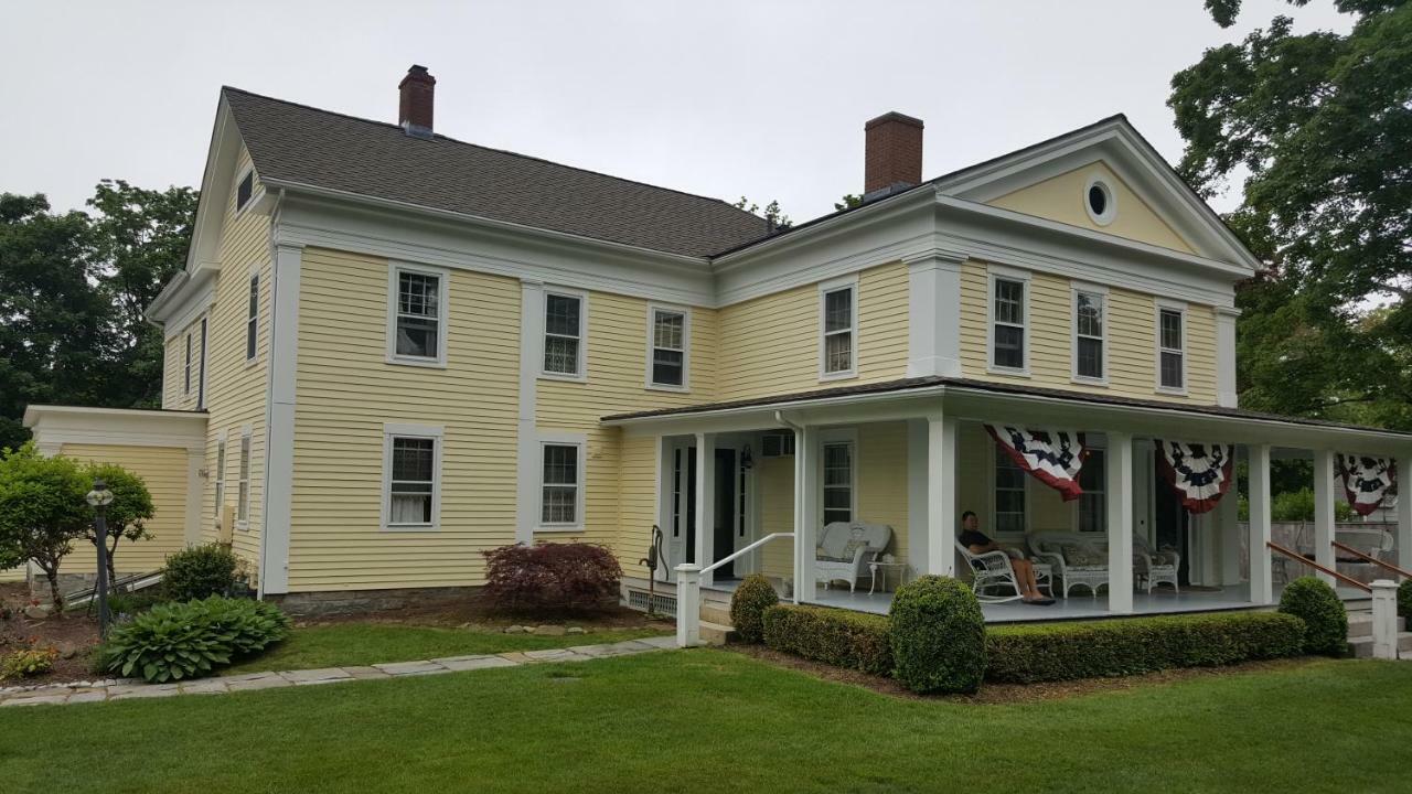 Bushnell House Westbrook Exterior photo